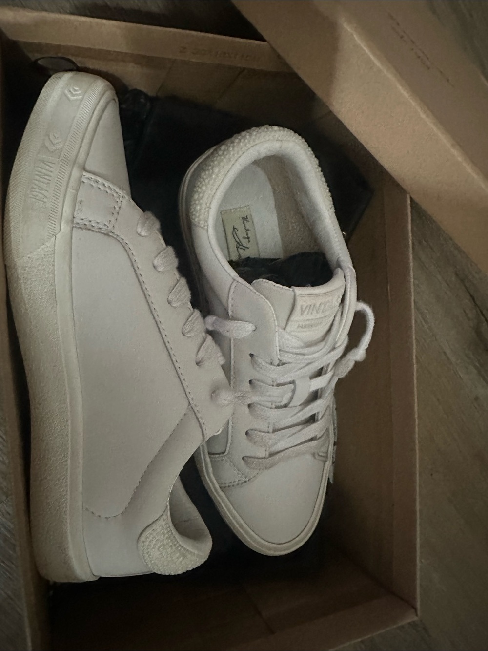 Vintage Havana White Low-Top Sneakers